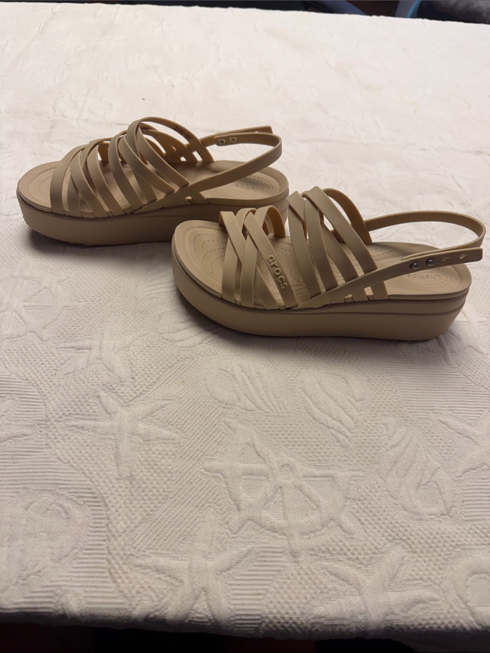 Beige Brooklyn Platform Crocs 8 - Picture 3 of 6